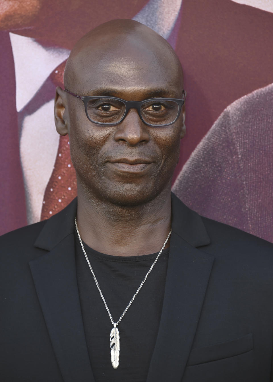 ARCHIVO – El actor Lance Reddick en el estreno en Los Angeles de "Angel Has Fallen" el 20 de agosto de 2019. Reddick, un actor de carácter que se especializaba en personajes siniestros y con autoridad en cine y televisión, incluyendo su participación en “The Wire”, "Fringe” y la franquicia de “John Wick”, murió repentinamente el 17 de marzo de 2023. Tenía 60 años. (Foto Jordan Strauss/Invision/AP, archivo)