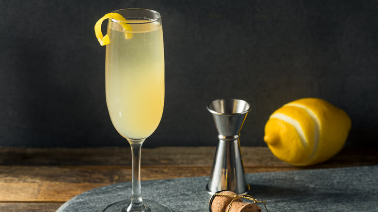 French 75 in Champagne flute