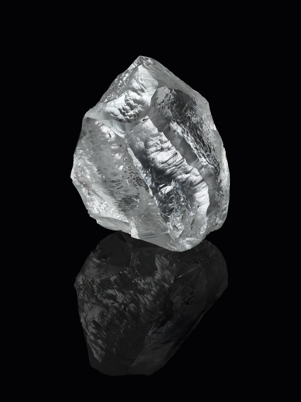 The Sethunya diamond. (PHOTO: Louis Vuitton)