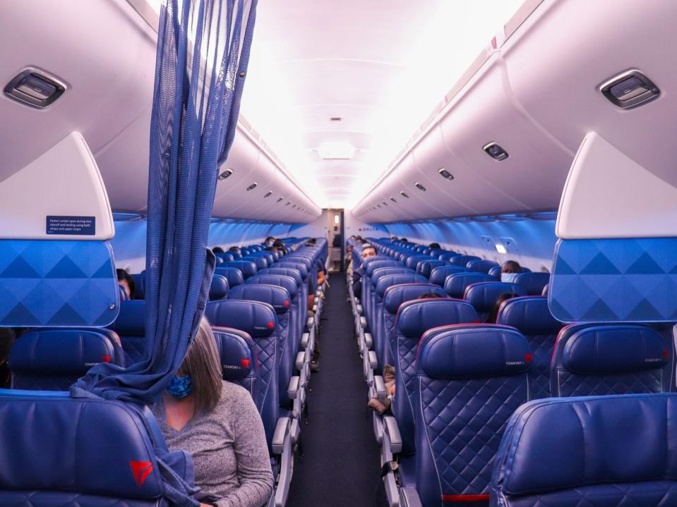 Flying Delta Air Lines During Pandemic Post-Middle Seat Block Ended 2021