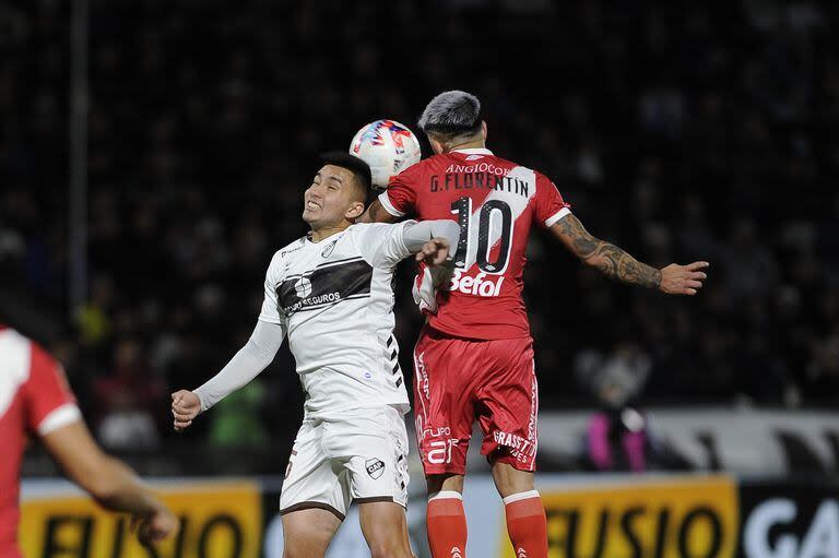 Argentinos Juniors enfrenta a Platense 