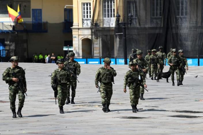 Soldiers patrol the streets of Bogota, Colombia on November 23, 2019 (AFP Photo/JUAN BARRETO)