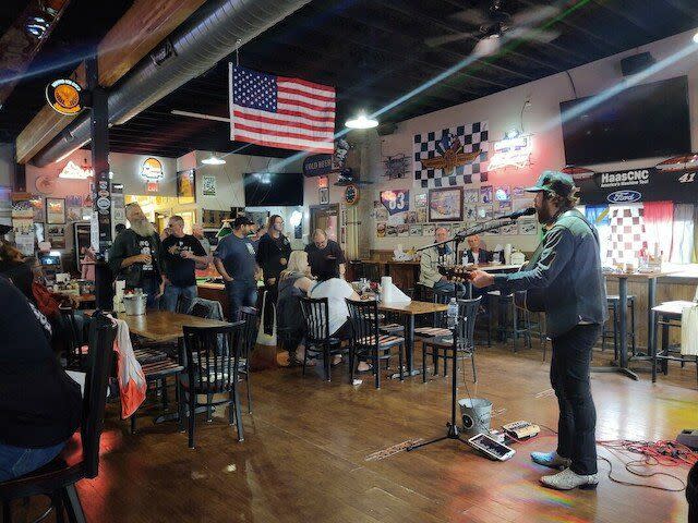 Checkered Flag Tavern, Indianapolis