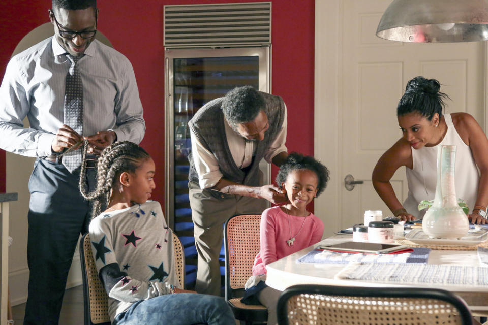 Sterling K. Brown as Randall, Eris Baker as Tess, Ron Cephas Jones as William, Faithe Herman as Annie, and Susan Kelechi Watson as Beth. (Photo: Vivian Zink/NBC)