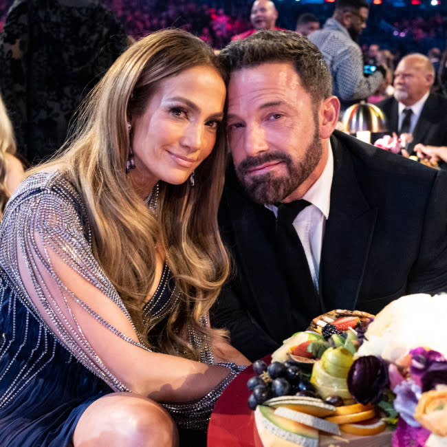 Jennifer Lopez y Ben Affleck en la pasada gala de los Grammy credit:Bang Showbiz