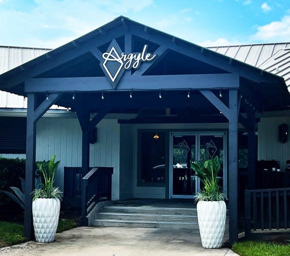 Argyle, a new upscale restaurant focused on contemporary American fare with fresh Florida seasonal ingredients takes over the former 3 Palms Grille spot at The Yards in Ponte Vedra Beach.