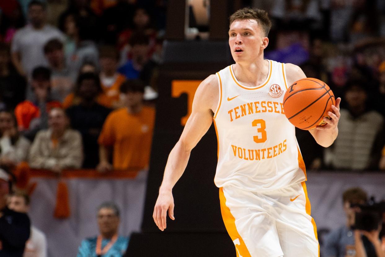 Tennessee guard Dalton Knecht (3) during a game between Tennessee and Lenoir-Rhyne at Food City Center at Thompson-Boling Arena in Knoxville on Tuesday, Oct. 31, 2023.