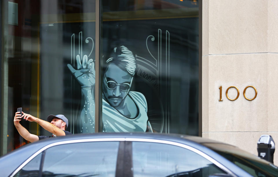 Salt Bae's Restaurant Ordered to Cease Operations Due To Covid-19 Risk (Pat Greenhouse / The Boston Globe via Getty Images)
