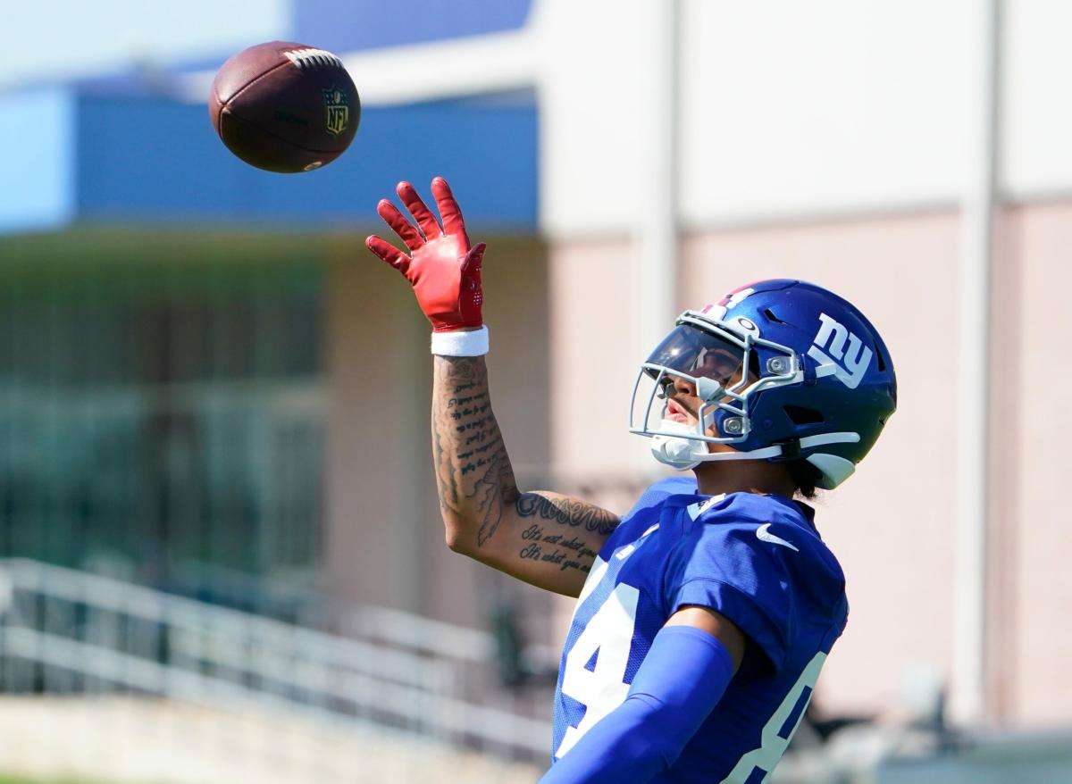 Giants rookie receiver Jalin Hyatt switches the number on his