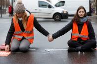 Letzte Generation activists protest in Berlin