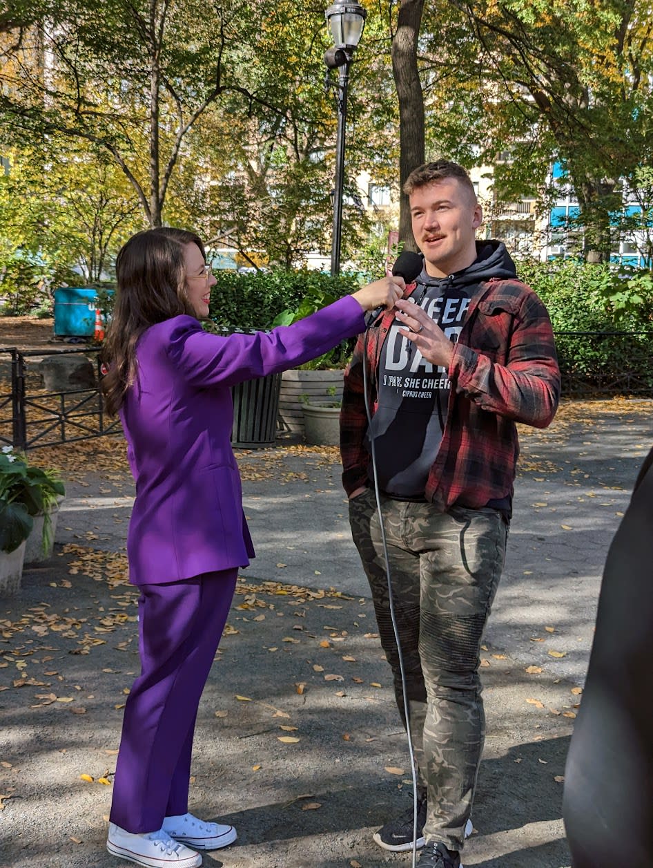 Roe vs. Bros chat with men about women's bodies. (Photo: Roe vs. Bros)