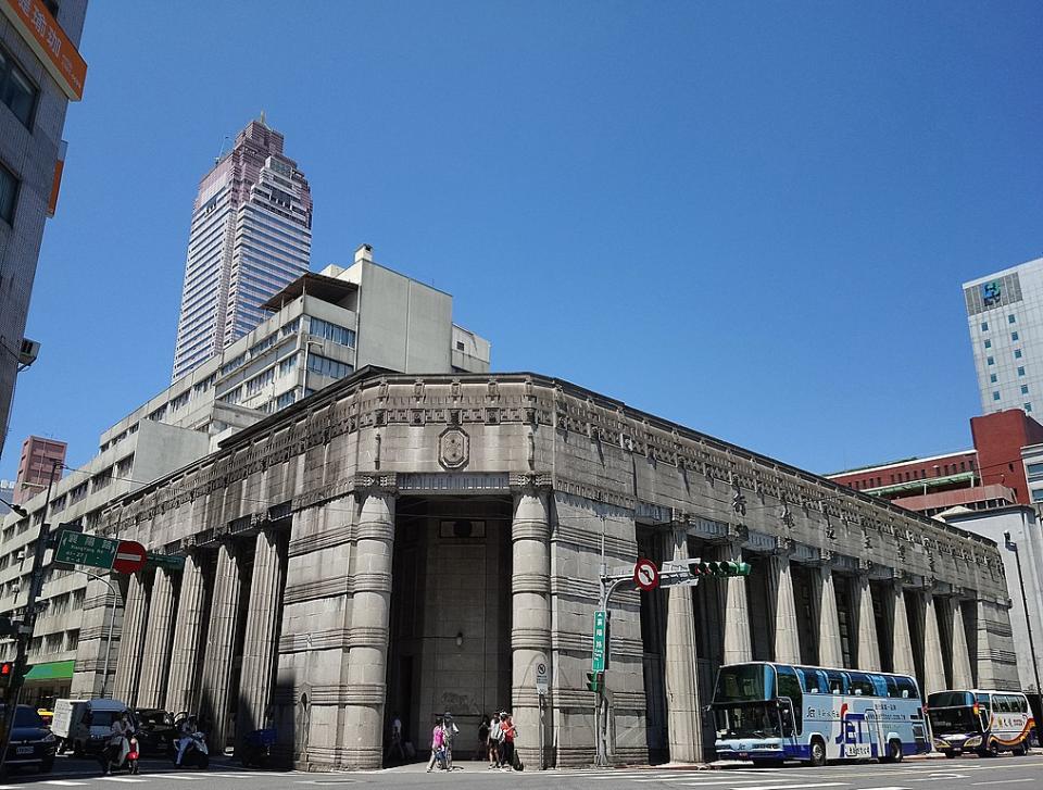 國立臺灣博物館土銀展示館 (Photo by寺人孟子, License: CC BY-SA 4.0, Wikimedia Commons提供)