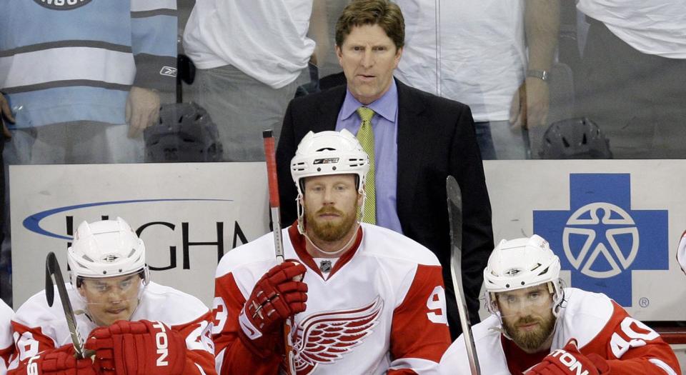 It seems safe to say Mike Babcock and Henrik Zetterberg haven’t always gotten along. (Gene J. Puskar/AP)