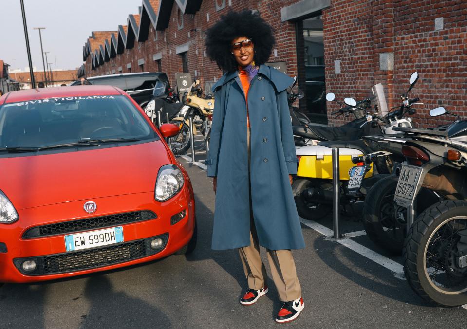 Phil Oh captures the best street style beauty looks of Milan Fashion Week Fall 2018, from twin pink bobs to kitschy plastic hair accessories.