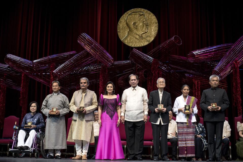 The 2018 Ramon Magsaysay Awardees (from L to R) Vo Thi Hoang Yen of Vietnam, Sonam Wangchuk of India, Bharat Vatwani of India, Philippines Vice President Leni Robredo, Awards Foundation Chairperson Senen Bacani, Howard Dee of Philippines, Maria de Lourdes Martins Cruz of East Timor and Youk Chhang of Cambodia, in Manila on Aug. 31, 2018.