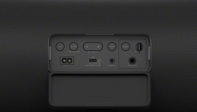 Sony ULT Field 7 rear ports.