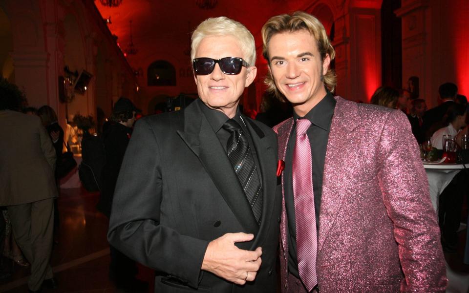 Florian Silbereisen bewegt sich schon seit vielen Jahren auf Augenhöhe mit den größten Stars aus Schlager und Volksmusik. Im Bild: Silbereisen mit Heino, 2006. (Bild: Franziska Krug/Getty Images)