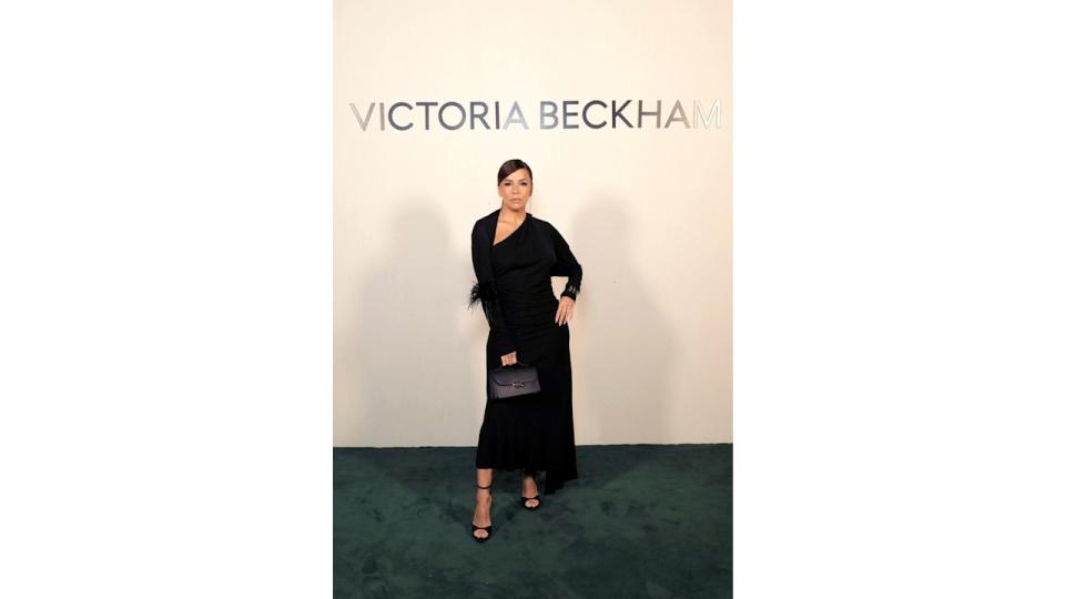  Eva Longoria attends Victoria Beckham Spring Summer 25 Fashion Show on September 27, 2024 in Paris, France. 