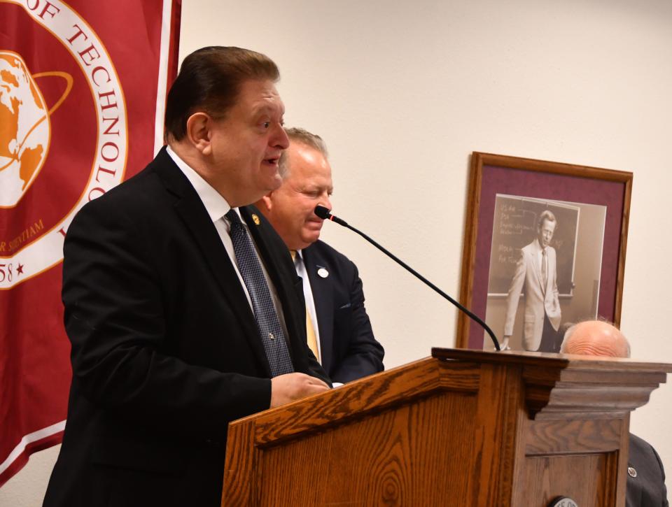 Dr. John Potomski of Brevard Geriatrics in downtown Melbourne addresses Thursday's medical-school announcement crowd at the Florida Institute of Technology.