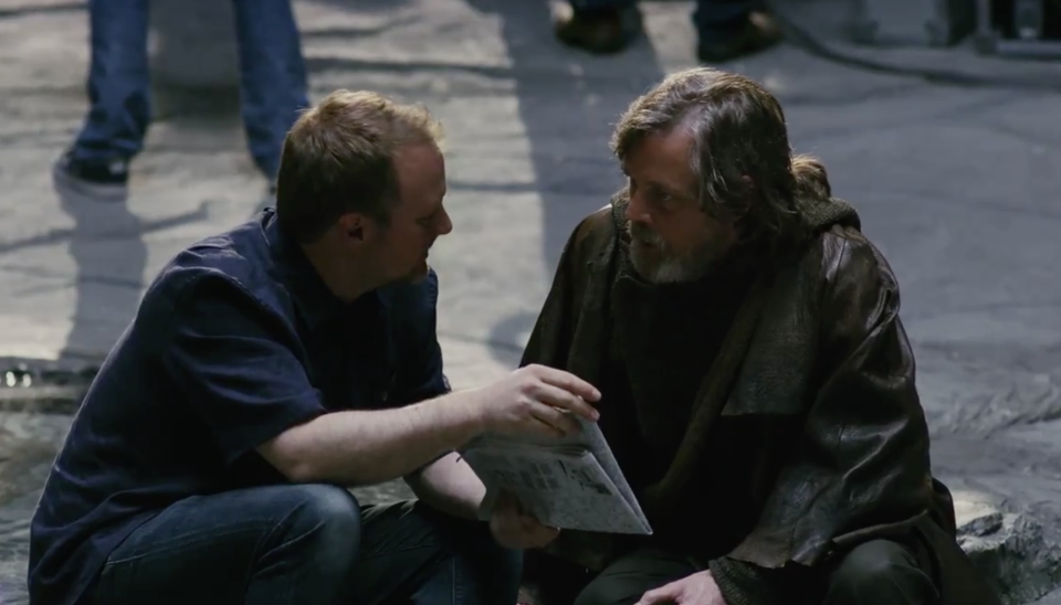 Johnson and Hamill consult each other on the set (USA Today/Lucasfilm)