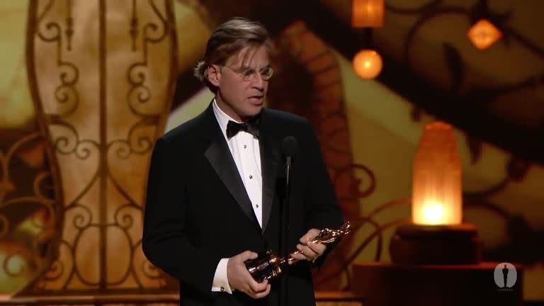 Aaron Sorkin, cuando recibió el Oscar por el guion de Red Social