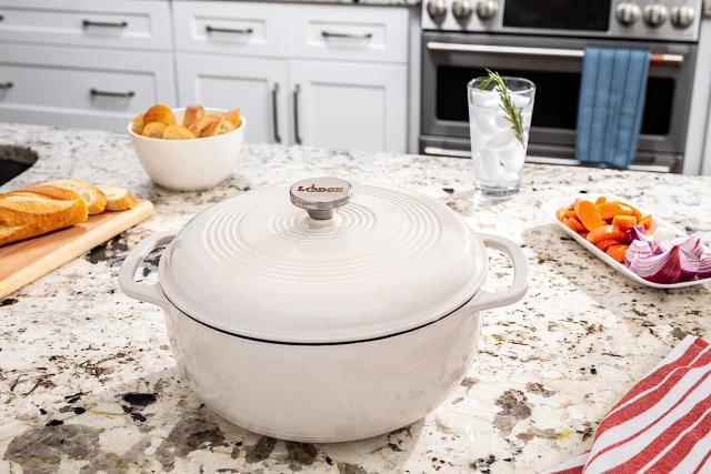 Le Creuset Dutch Ovens, Lodge Skillets and More Cast Iron Pieces Are on  Sale at