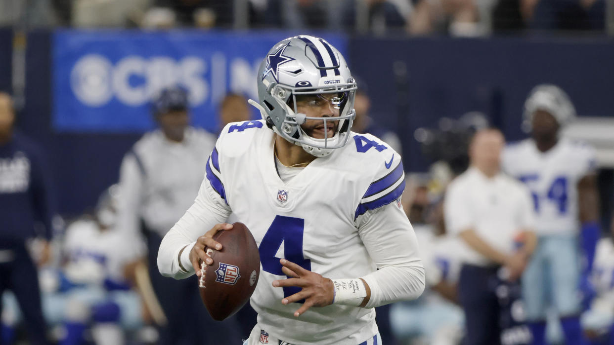 Dallas Cowboys quarterback Dak Prescott should have all his top receivers healthy for Thursday night's game. (AP Photo/Michael Ainsworth)