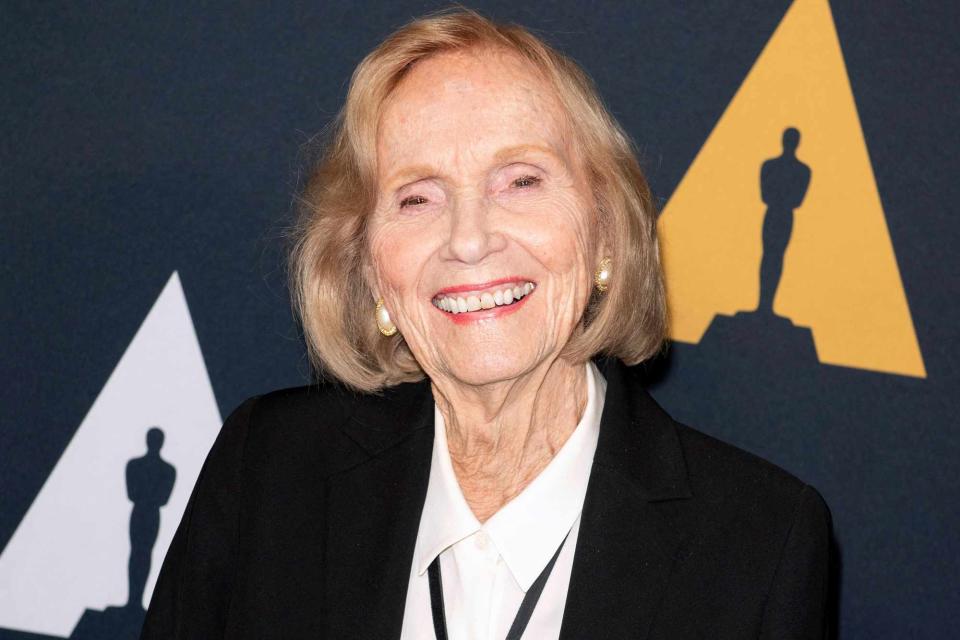 <p>NICK AGRO/AFP via Getty</p> Eva Marie Saint on Nov. 7, 2019