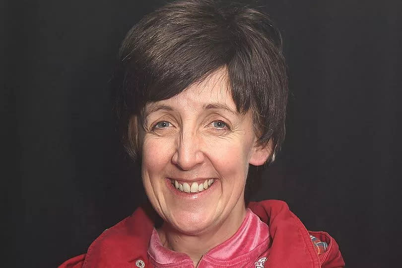 Julie Hesmondhalgh played the role of Haley between 1998 and 2014.