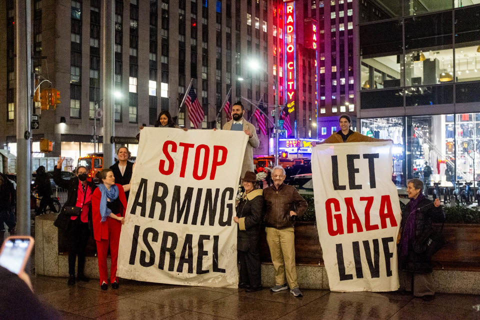 jvp jewish voice for peace biden gaza israel protest radio city