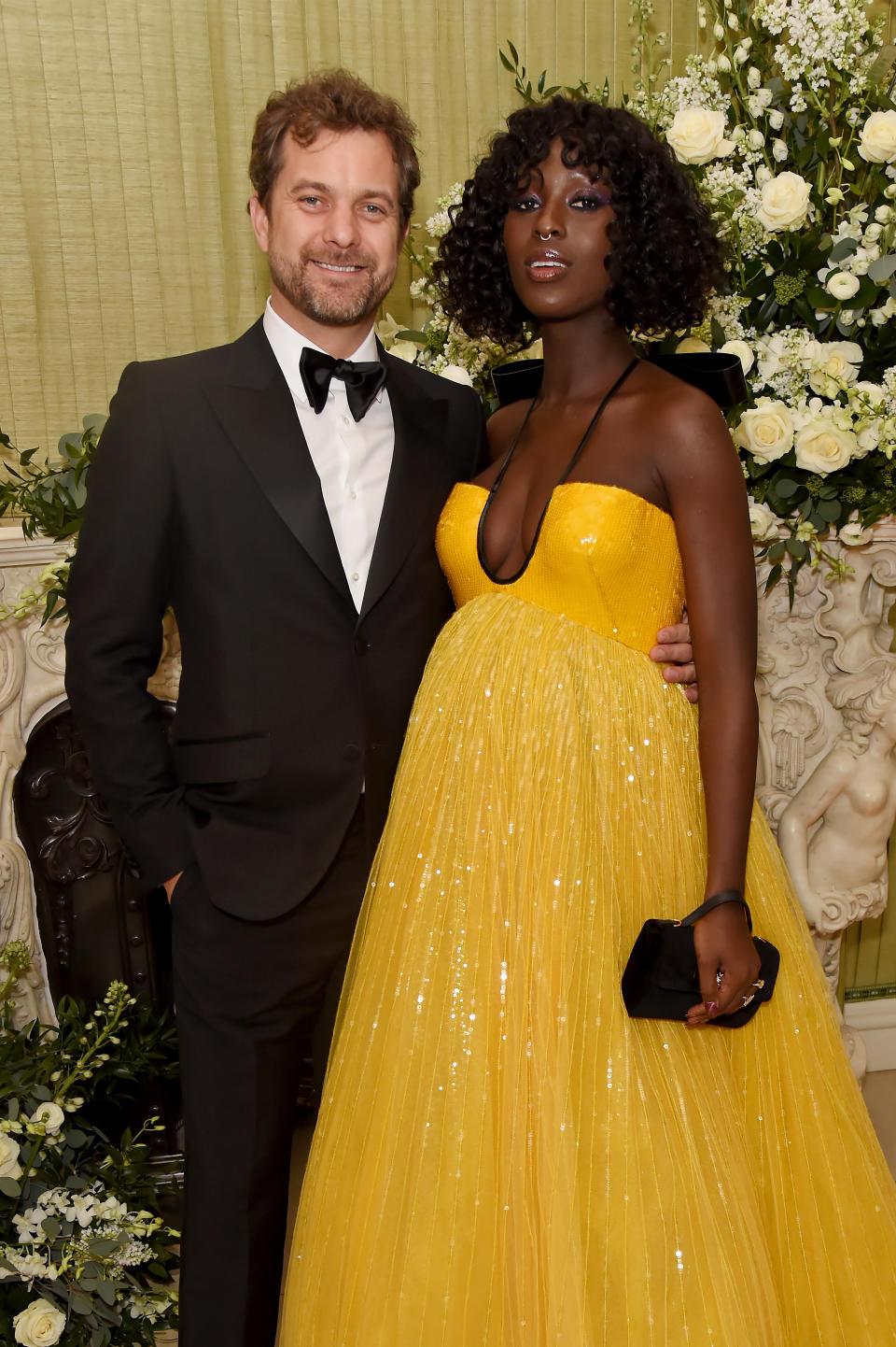 Joshua Jackson y Jodie Turner-Smith. (Photo by David M. Benett/Dave Benett/Getty Images)