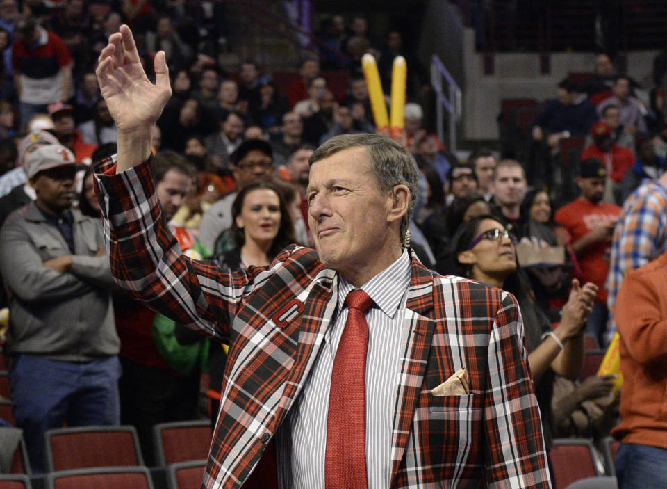 Craig Sager left his eldest children out of his will according to his son, Craig Sager II. (AP)