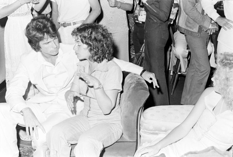 100 Photos of Celebrities Partying in the '70s