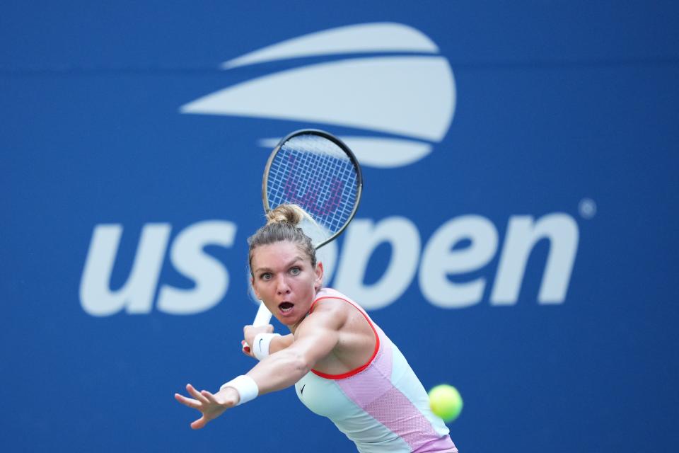 Simona Halep plays a forehand during the U.S. Open on Aug 29, 2022.