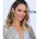 <p>Candice Swanepoel gagne également environ 6 millions d’euros par an. Après avoir été repérée relativement tôt, la jeune Sud-Africaine a débuté sa carrière de mannequin lorsqu’elle avait tout juste 15 ans. Crédit photo : Instagram angelcandices </p>