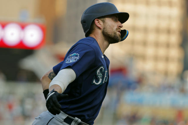 Carlos Correa's RBI single in the 10th inning gives Twins a 4-3 win over  Mariners