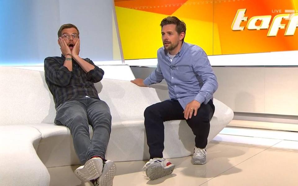 Joko und Klaas hatten bei der letzten Folge von "Joko & Klaas gegen ProSieben" den Kürzeren gezogen - nun mussten sie in den sauren Apfel beißen und eine ganze Folge "taff" moderieren. Ob das gut ging?