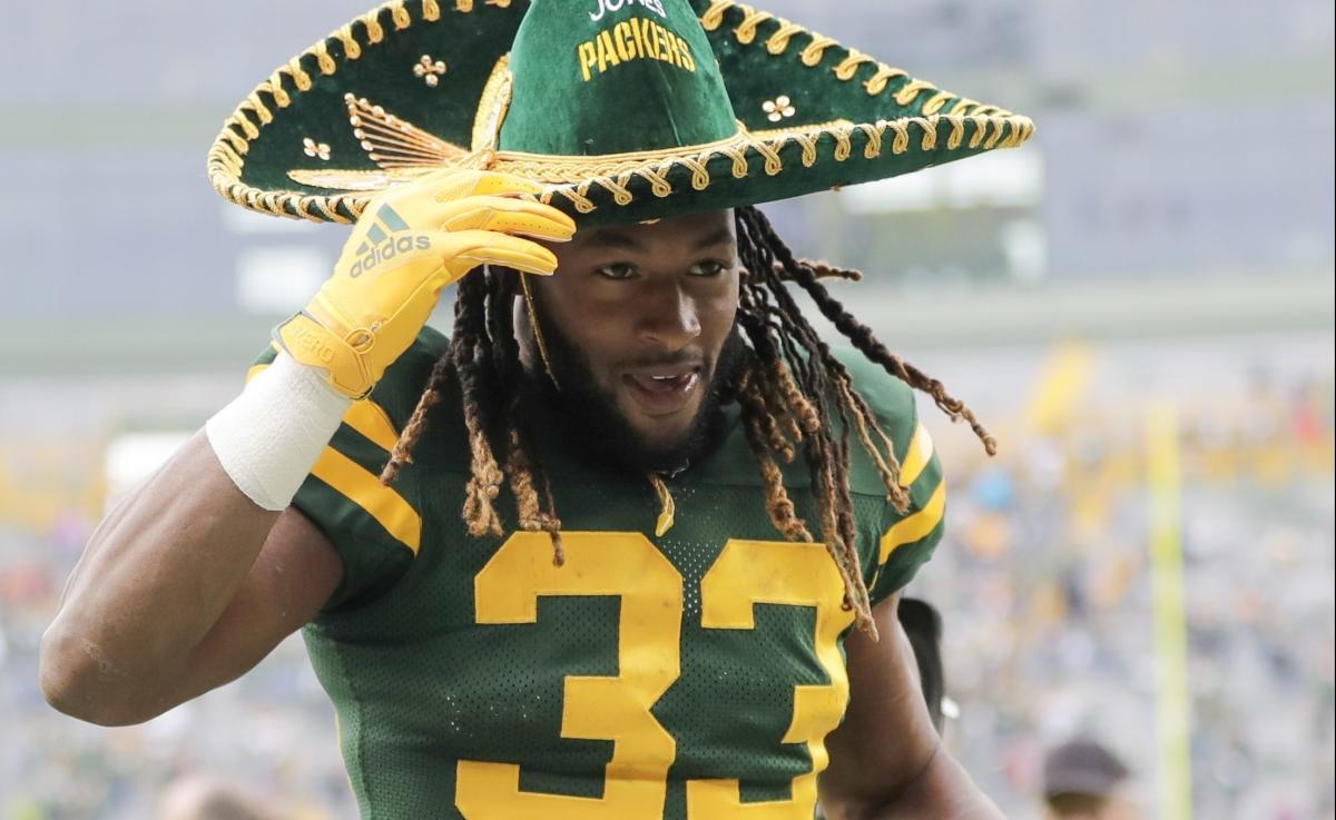 Aaron Jones to announce Packers' second-round picks during 2022 draft