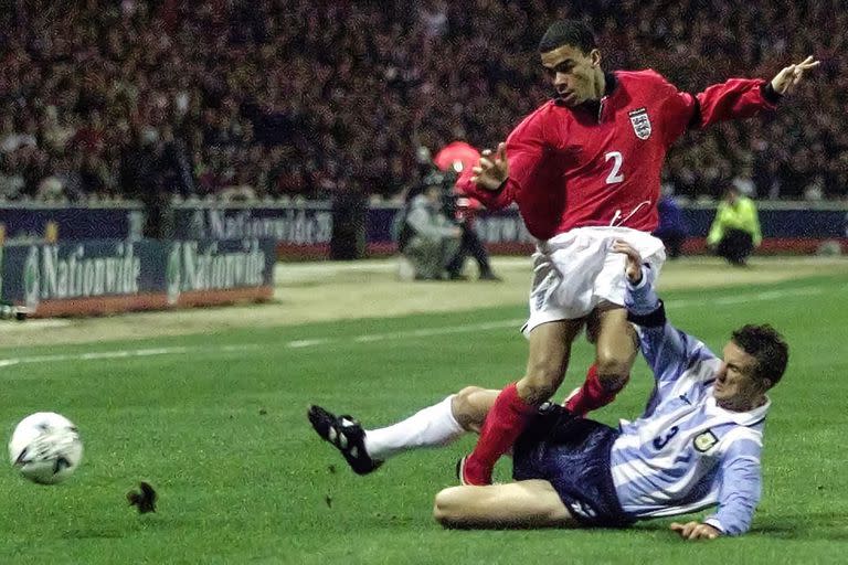 Febrero de 2000, último partido en el viejo Wembley, entre Inglaterra 0 y la Argentina 0; Arruabarrena fue uno de los protagonistas 