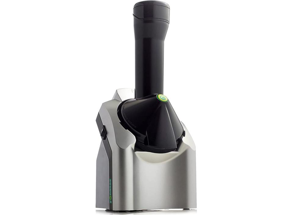 Prepare soft serve that'll wow your friends with the Yonanas dessert maker. (Source: Amazon)