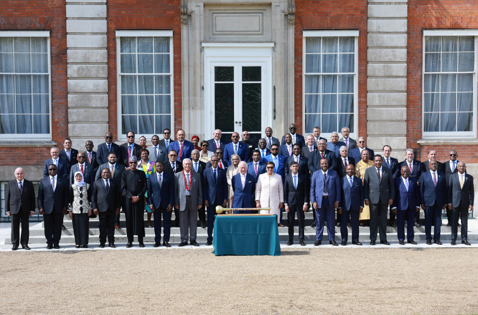 King Charles III poses with Commonwealth leaders.