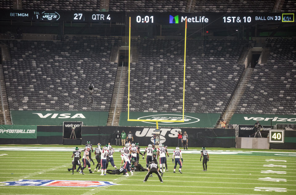 New England Patriots kicker Nick Folk (6) starts celebrating as his winning field goal clears the uprights to defeat the New York Jets in an NFL football game Monday, Nov. 9, 2020. (Andrew Mills/NJ Advance Media via AP)