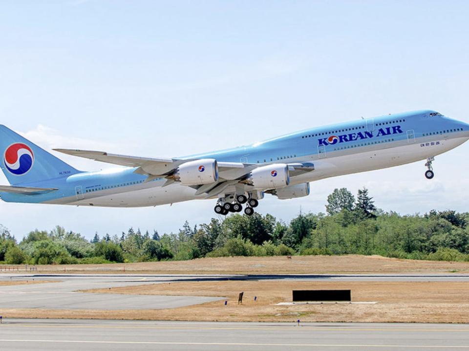 Korean Air Boeing 747