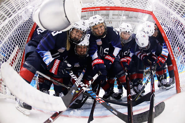 Im Eishockey zeigten sich die USA abermals in bestechender Form.