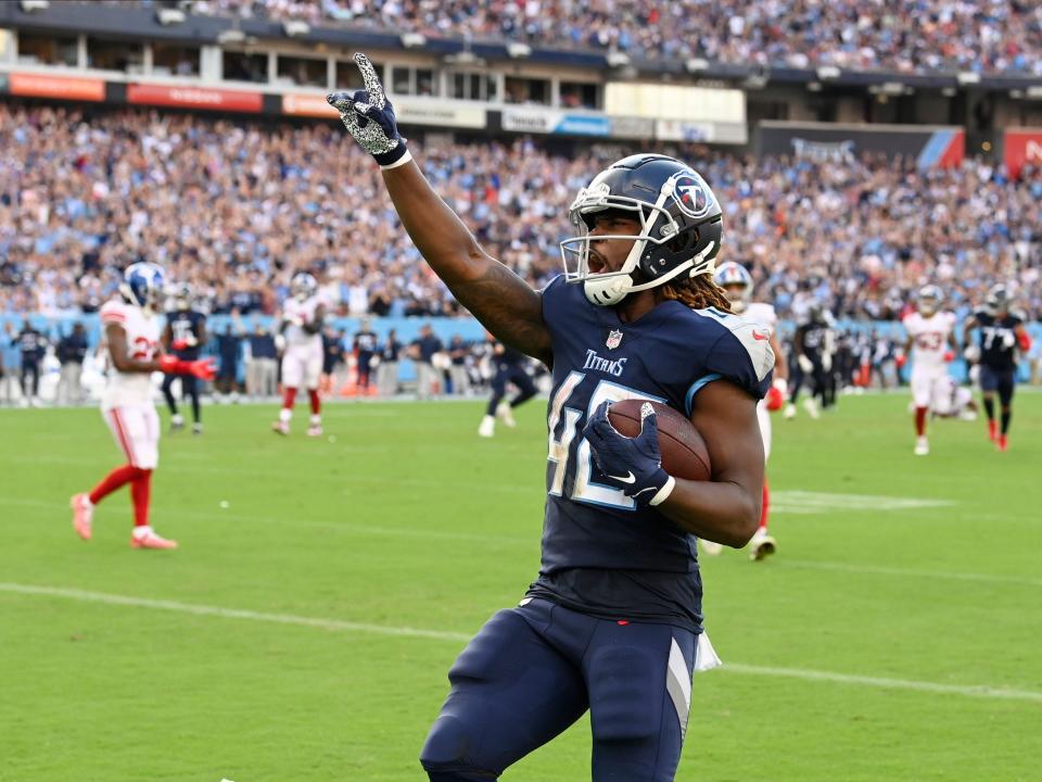 Dontrell Hilliard celebrates a touchdown against the New York Giants.