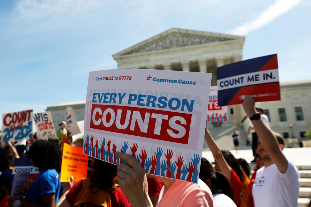 Demonstrators gather outside the U.S. Supreme Court in Washington, D.C., April 23, 2019. (Photo: Shannon Stapleton/Reuters)