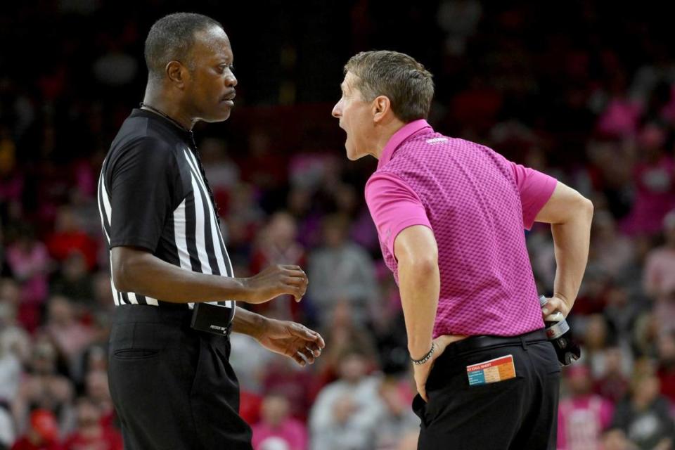 Arkansas Coach Eric Musselman has a word with an official during a Razorbacks game earlier this season. Arkansas enters Tuesday night’s matchup at Kentucky at 16-7 overall and 5-5 in the SEC.