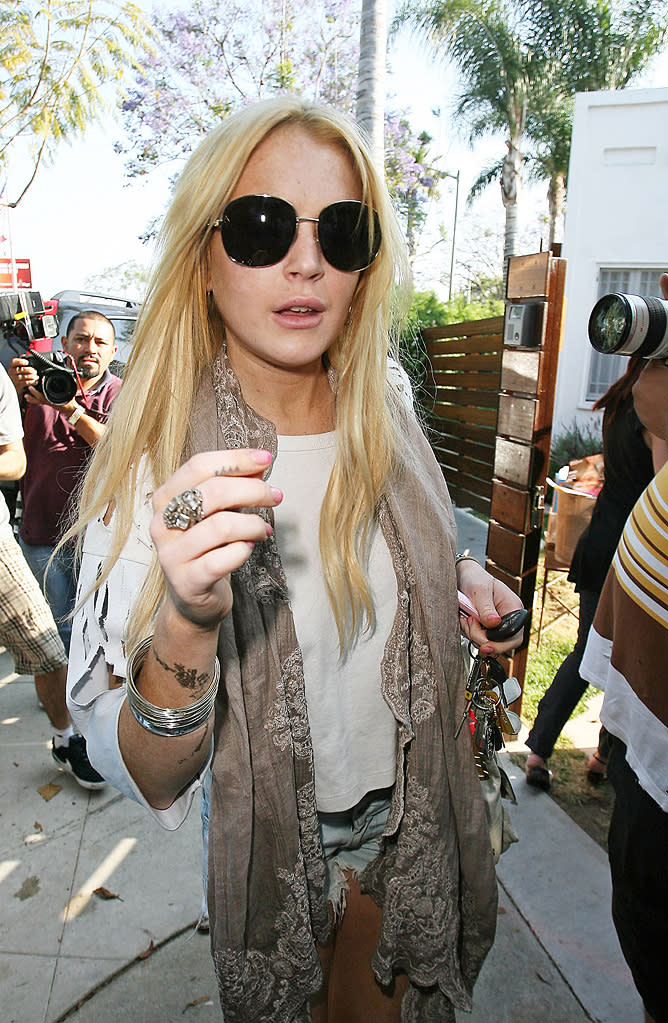 Lindsay Lohan Shopping