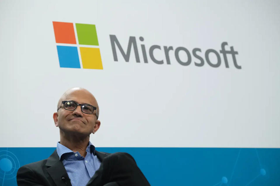 Satya Nadella sagt, er sei vorsichtig optimistisch, was die Zukunft von KI angehe. - Copyright: Sean Gallup/Getty Images