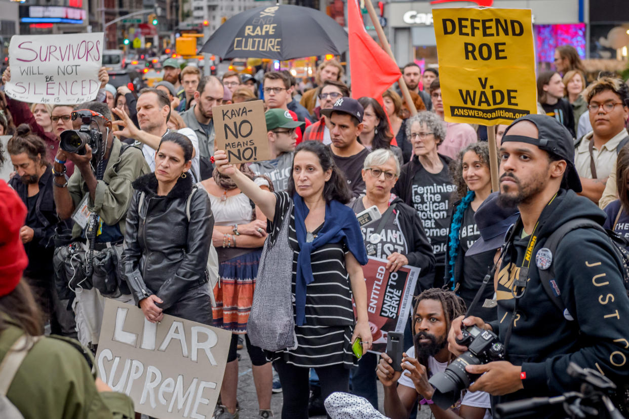 The right-wing conspiracy theorists, including the president, want to dismiss protesters as funded by billionaire George Soros. (Photo: Pacific Press via Getty Images)